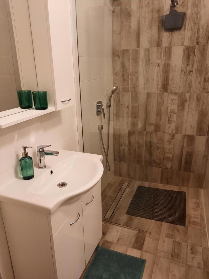 Apartmani Venium Križevci Buitenkant foto